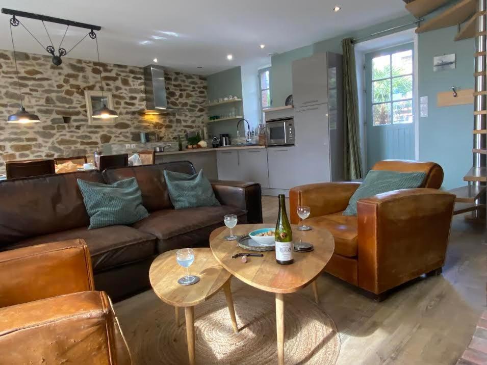Holiday home La Maison De Mano Plouer-sur-Rance